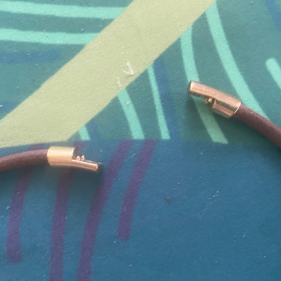 Intaglio Choker Necklace - Picture 5 of 10